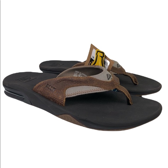 Reef Mens Fanning Leather Bottle Opener 
